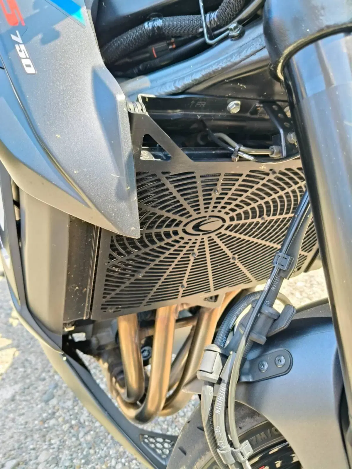 Suzuki GSX S 750 Yugen (2018 - 20) (5)