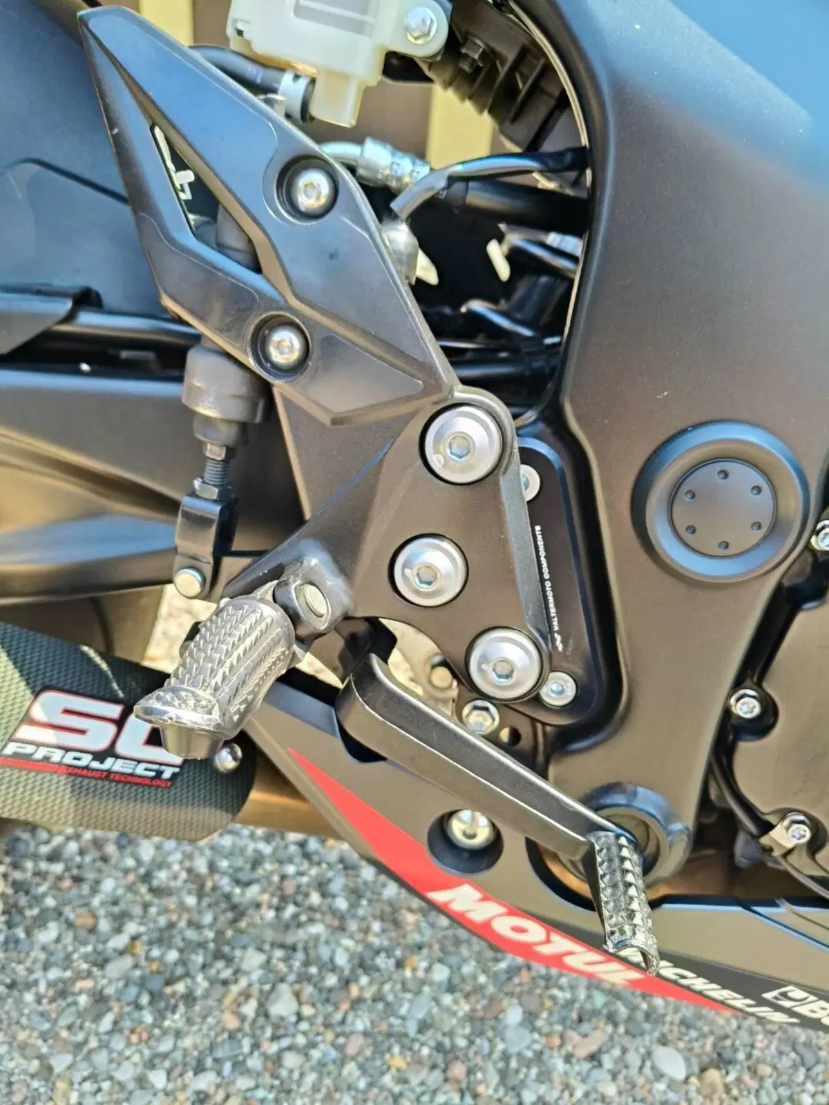 Suzuki GSX S 750 Yugen (2018 - 20) (9)