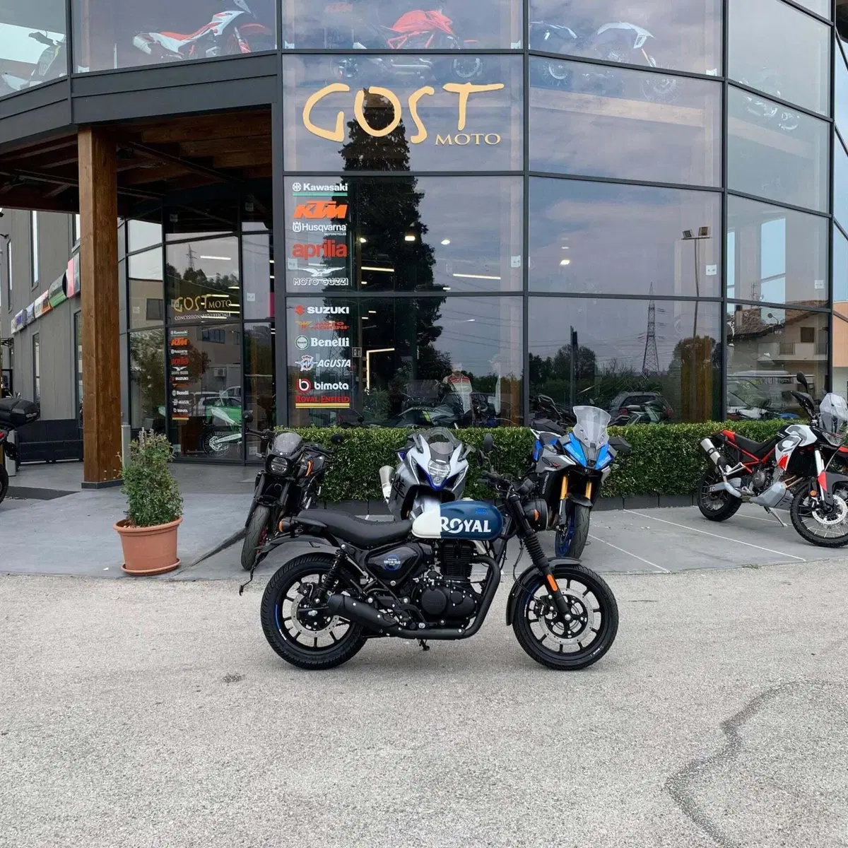 Royal Enfield HNTR 350 (2022 - 26)