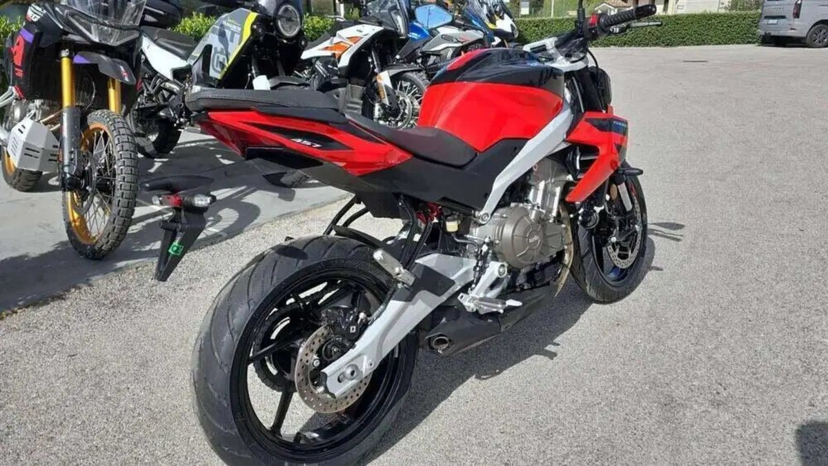 Aprilia Tuono 457 (2025 - 26) (5)