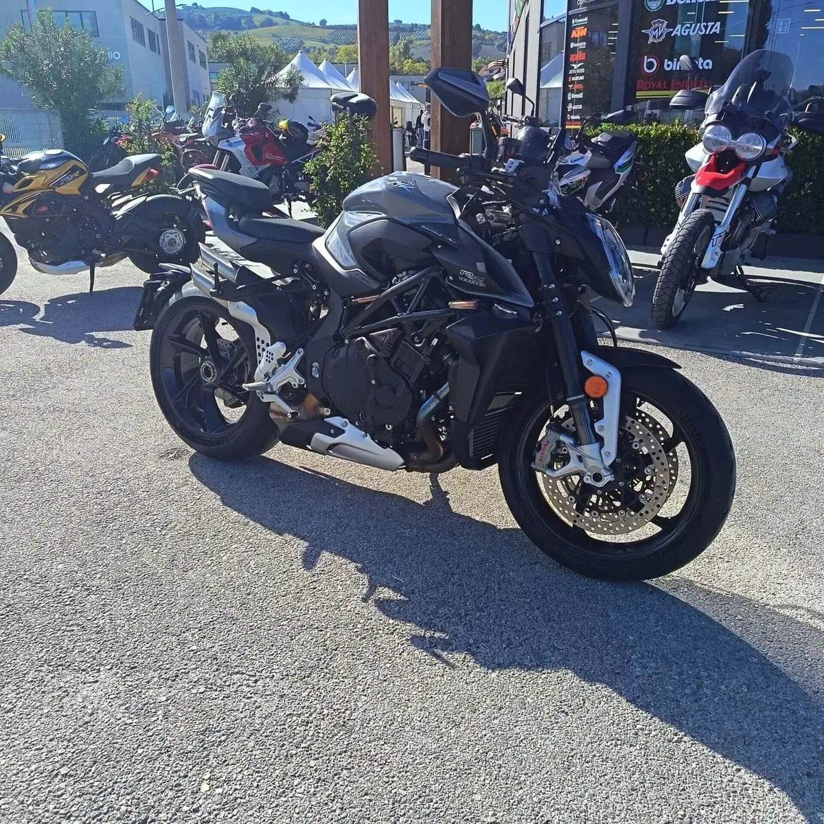 MV Agusta Brutale 1000 RS (2022 - 26) (4)