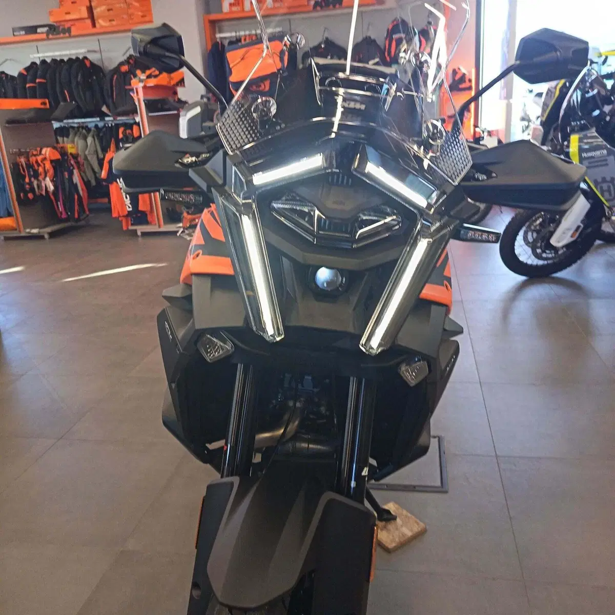 KTM 1390 Super Adventure S (2026) (5)