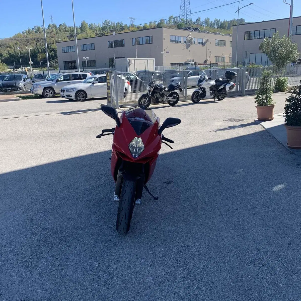 MV Agusta F3 800 Rosso (2021 - 23) (4)