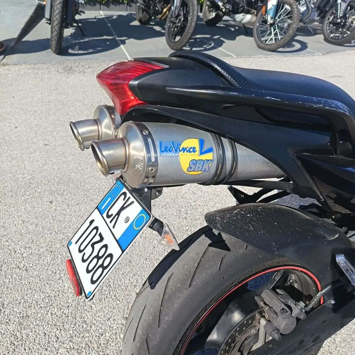 Yamaha FZ6 (2004 - 07) (9)