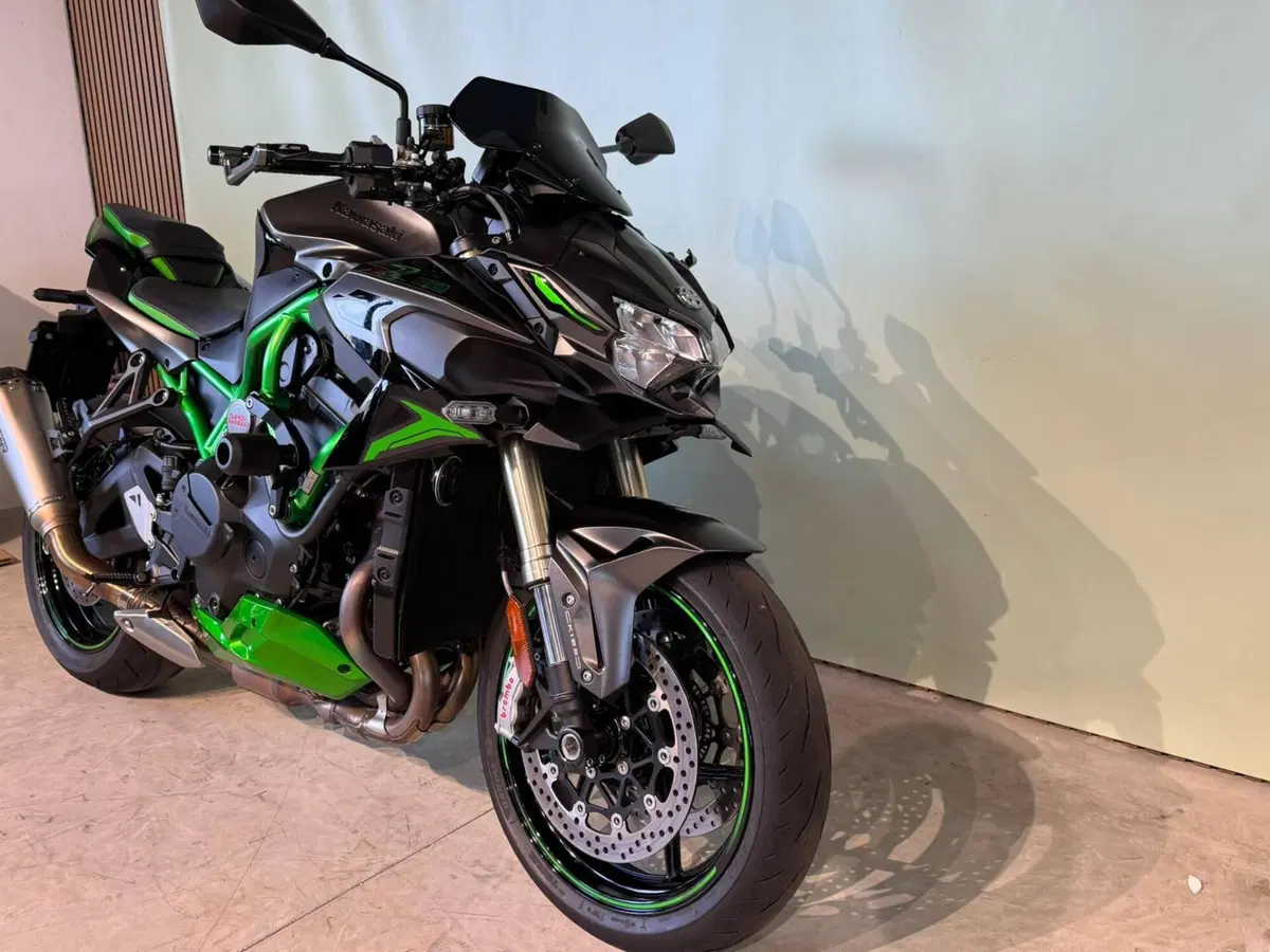Kawasaki Z H2 SE (2021 - 24) (2)