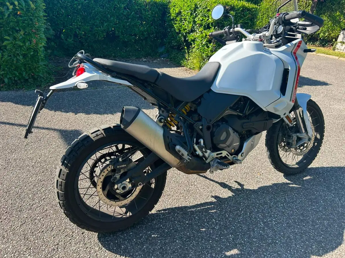 Ducati DesertX (2022 - 25) (3)