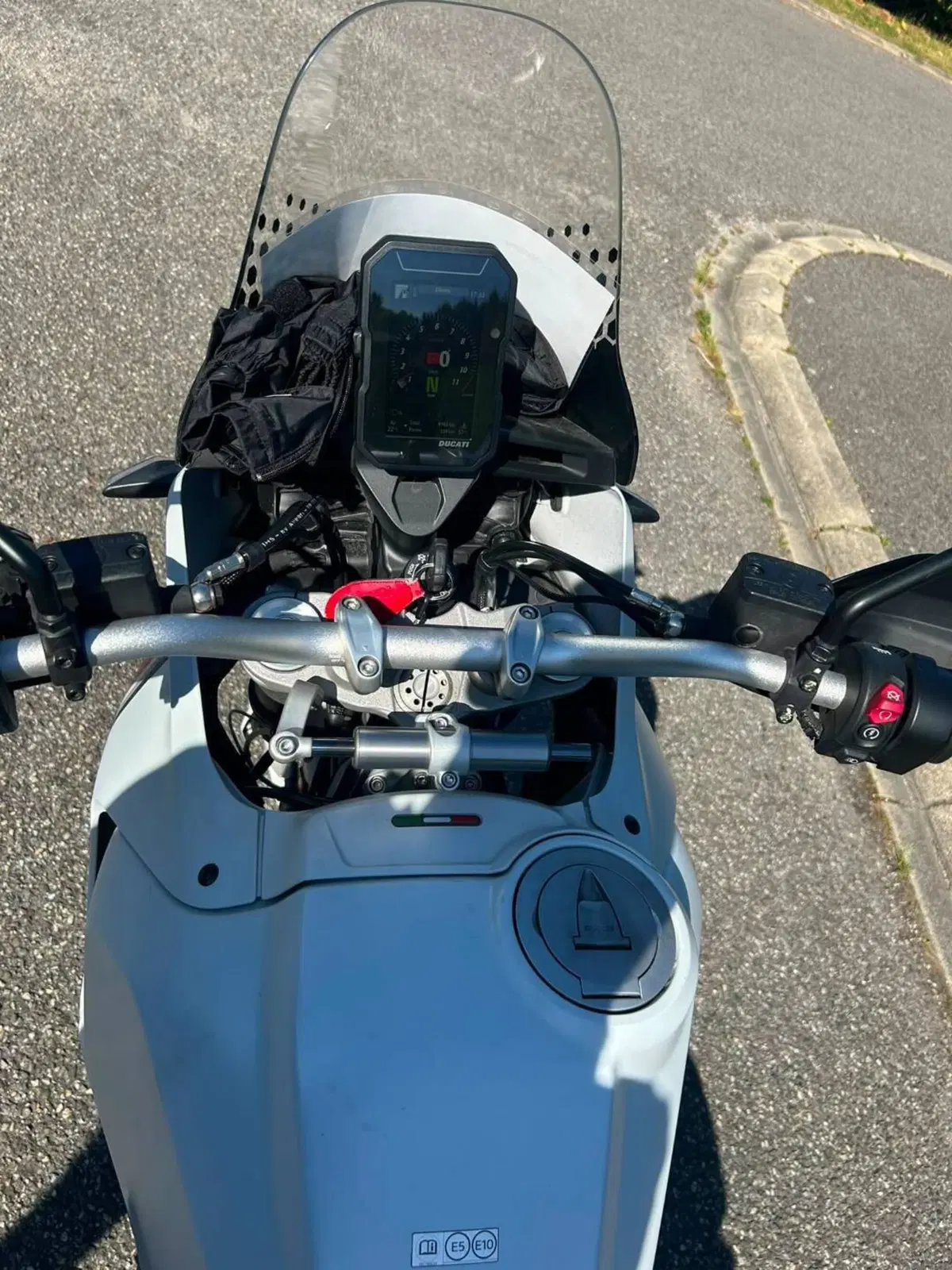 Ducati DesertX (2022 - 25) (9)