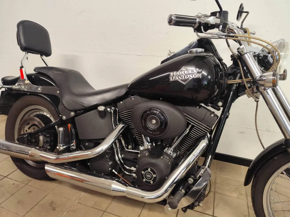 Harley-Davidson 1450 Night Train (2002 - 05) - FXSTBI (4)