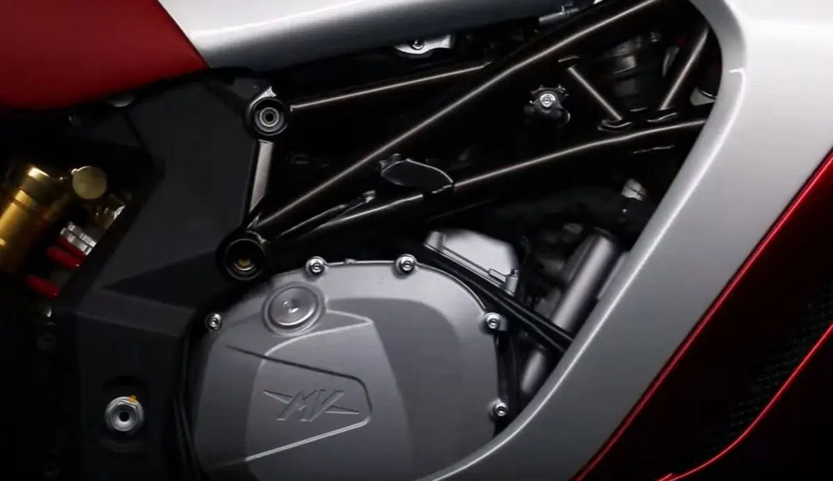 MV Agusta Zagato. Video teaser Beauty & Beast (6)