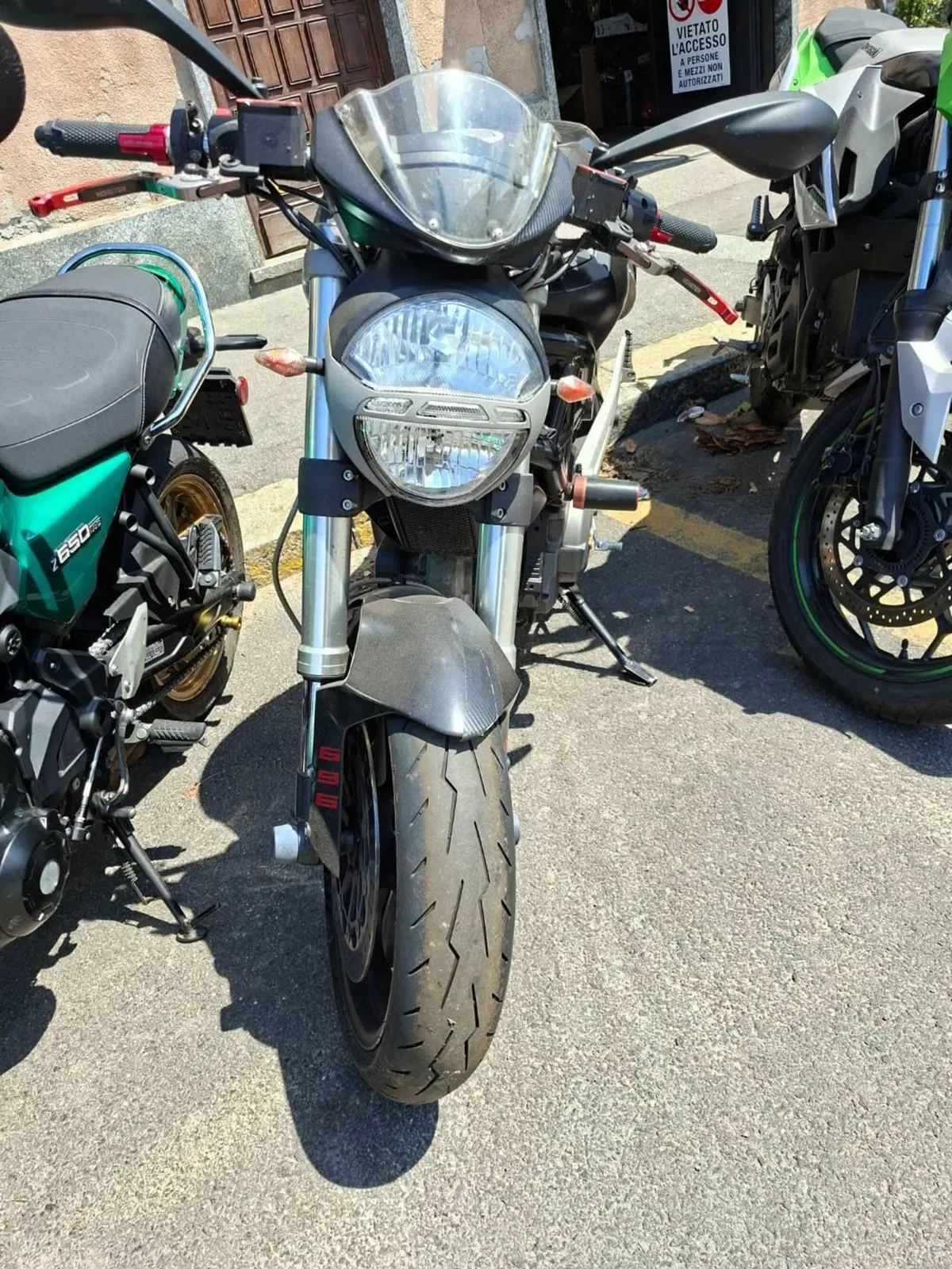 Ducati Monster 696 (2008 - 13) (3)