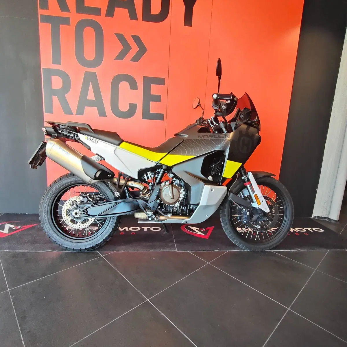 Husqvarna Norden 901 (2022 - 26)