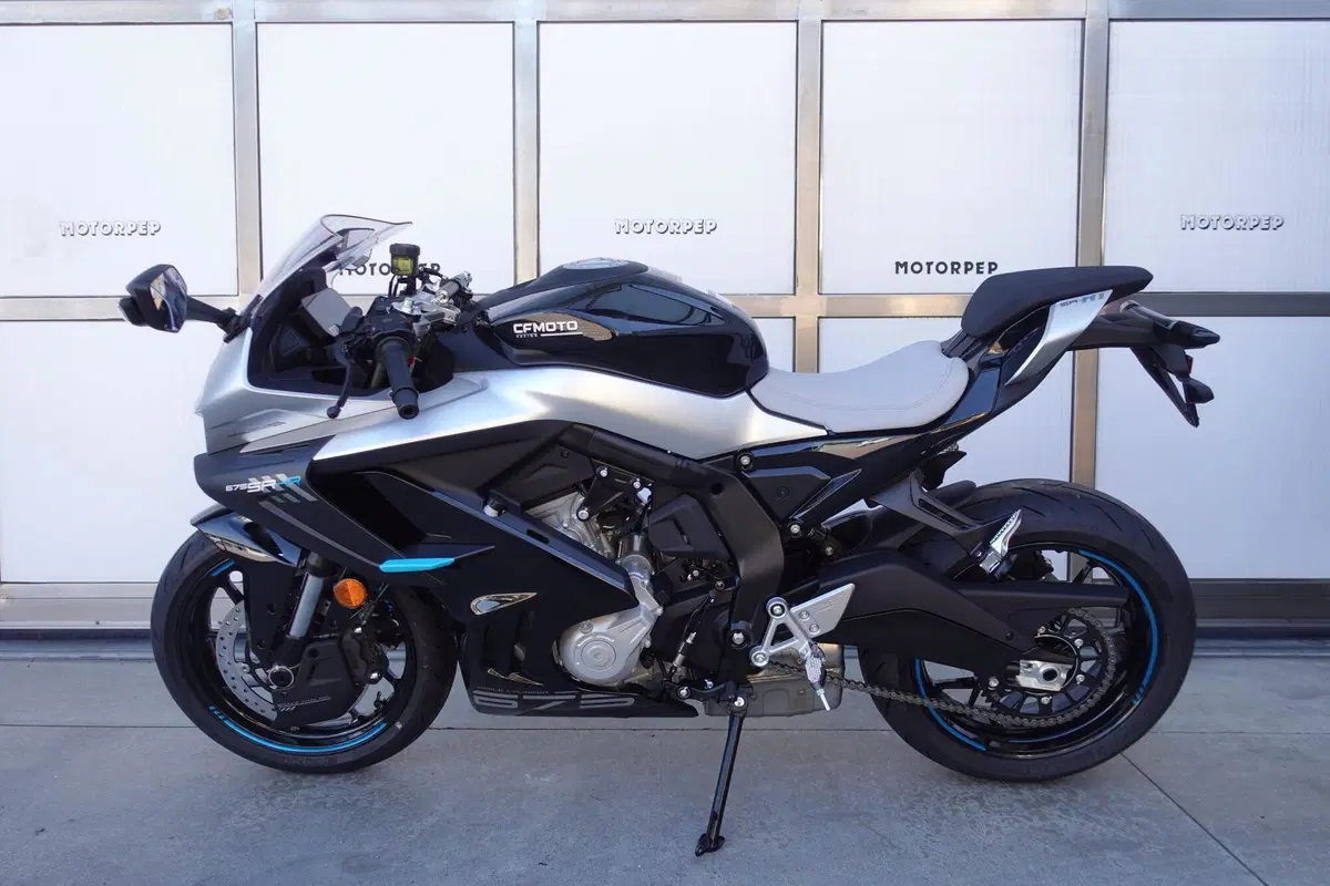 CFMOTO 675SR-R (2025 - 26) (3)