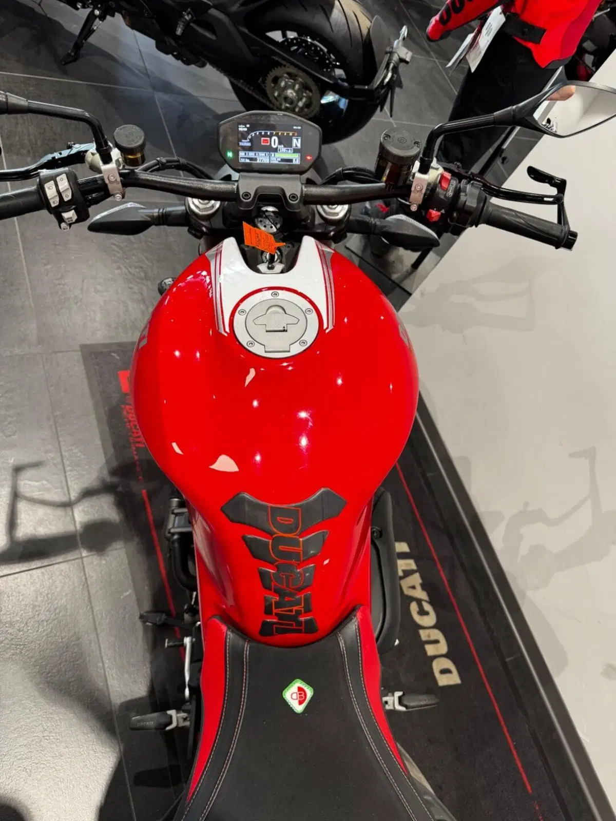 Ducati Monster 1200 (2017 - 21) (7)