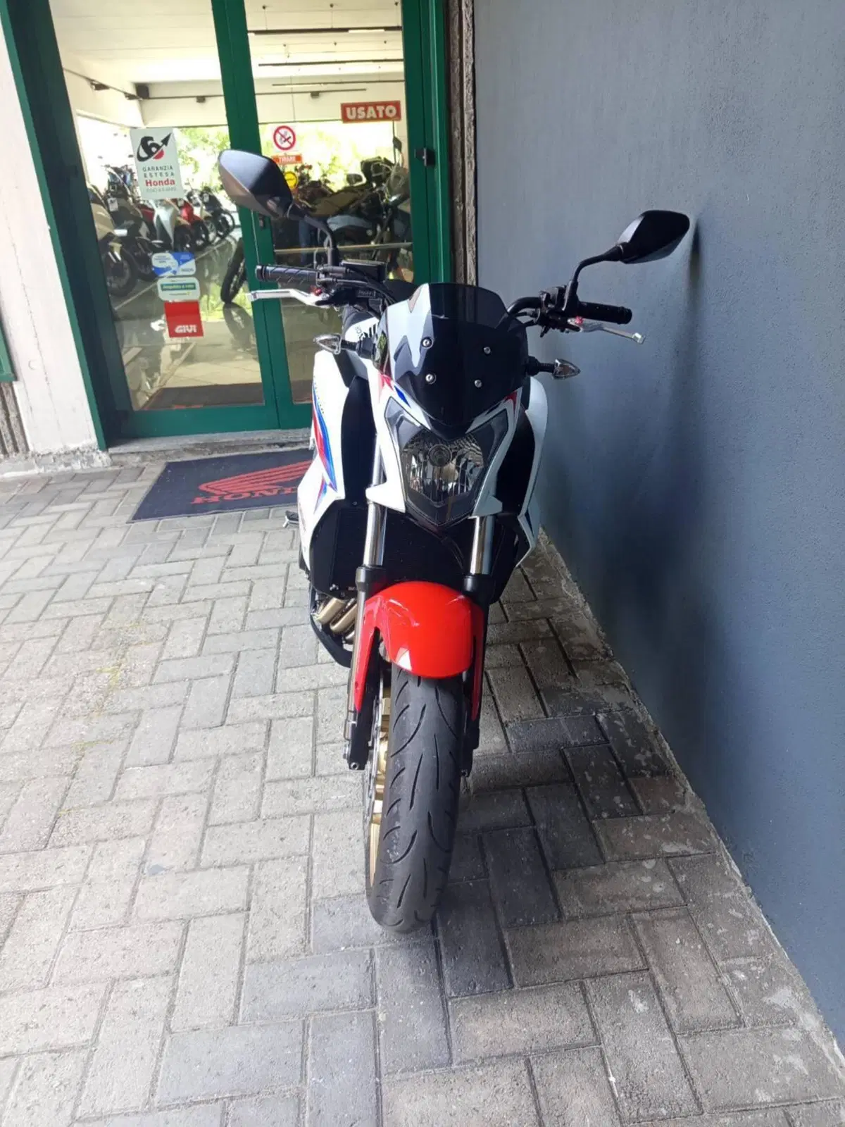 Honda CB 650 F ABS (2014 - 17) (2)