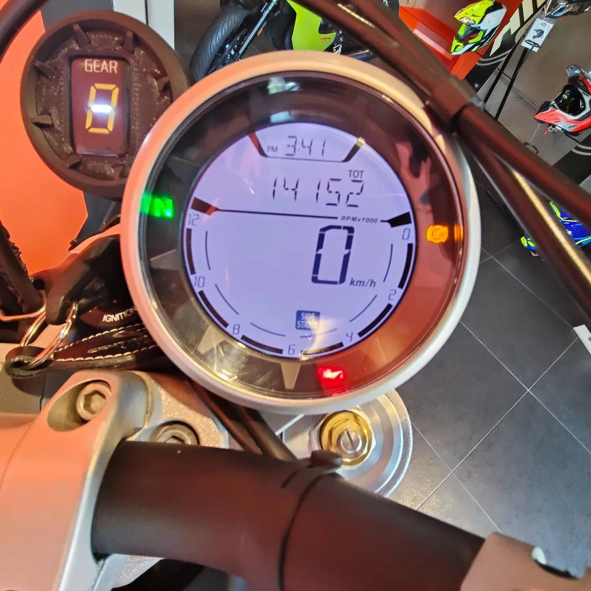 Ducati Scrambler 800 Desert Sled (2017 - 20) (4)