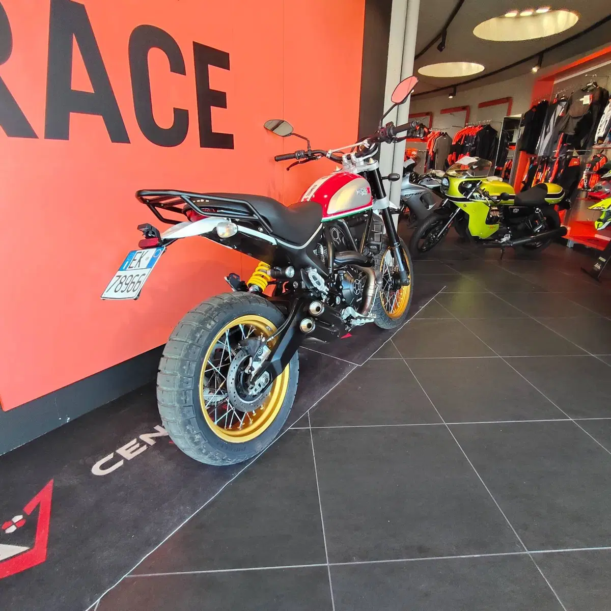 Ducati Scrambler 800 Desert Sled (2017 - 20) (5)
