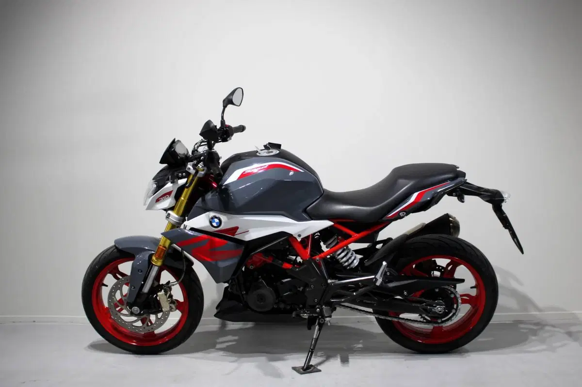 Bmw G 310 R (2021 - 25) (4)