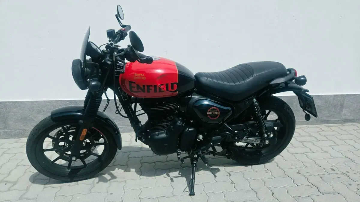 Royal Enfield HNTR 350 (2022 - 26) (4)