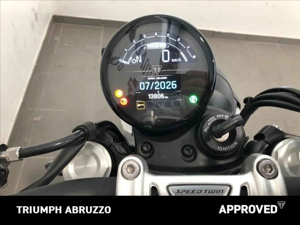 Triumph Speed Twin 900 (2025 - 26) (18)