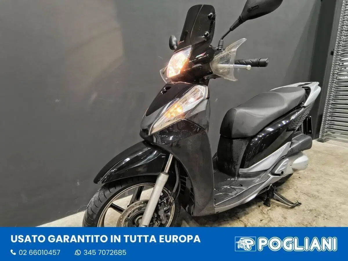 Honda SH 300 i ABS (2013 - 14) (8)