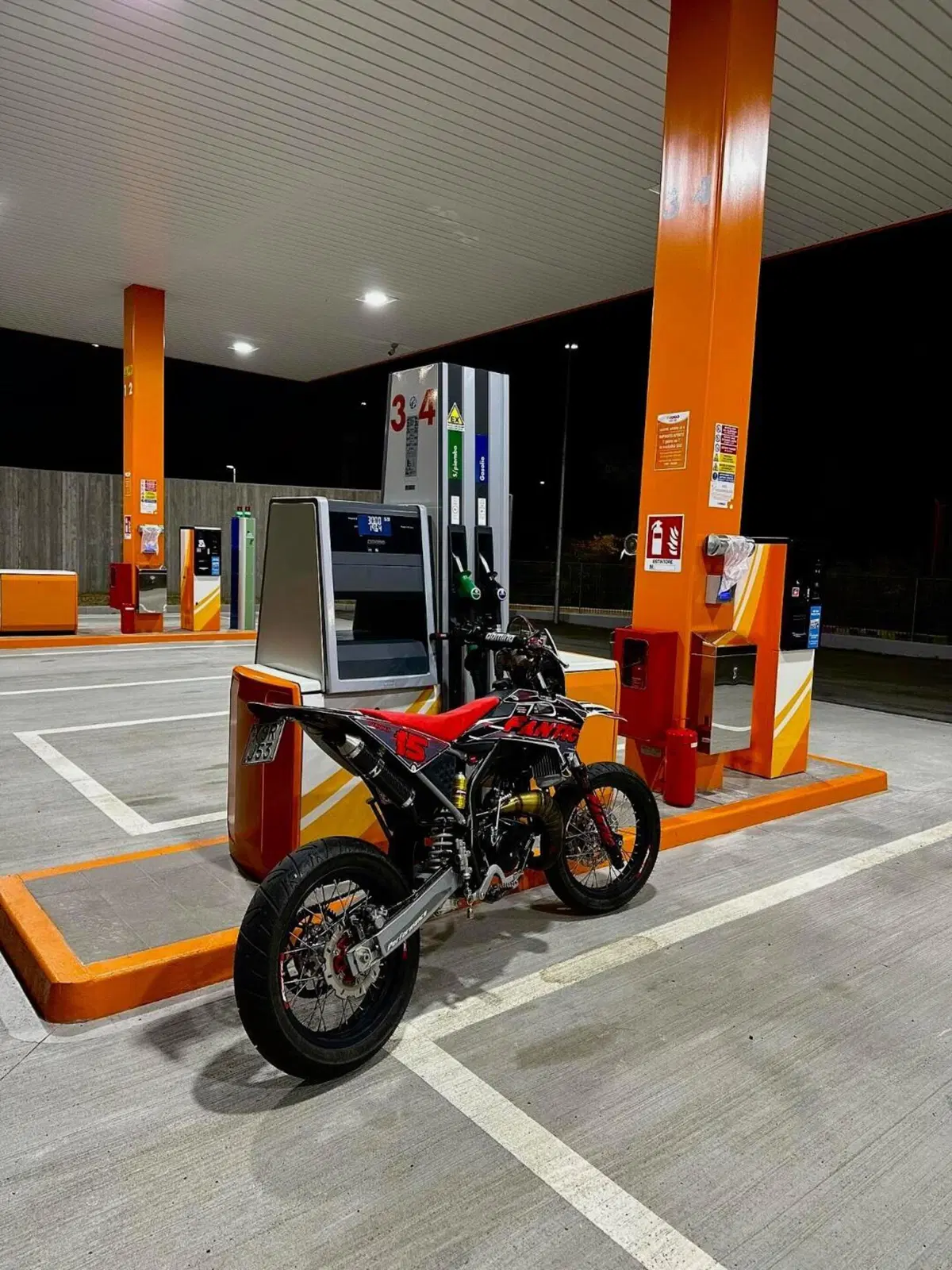 Fantic Motor Motard 50 M Casa 2t (2018) (2)