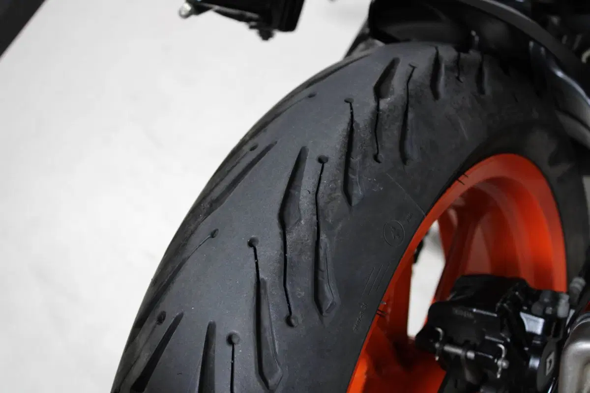 KTM 125 Duke (2021 - 23) (7)