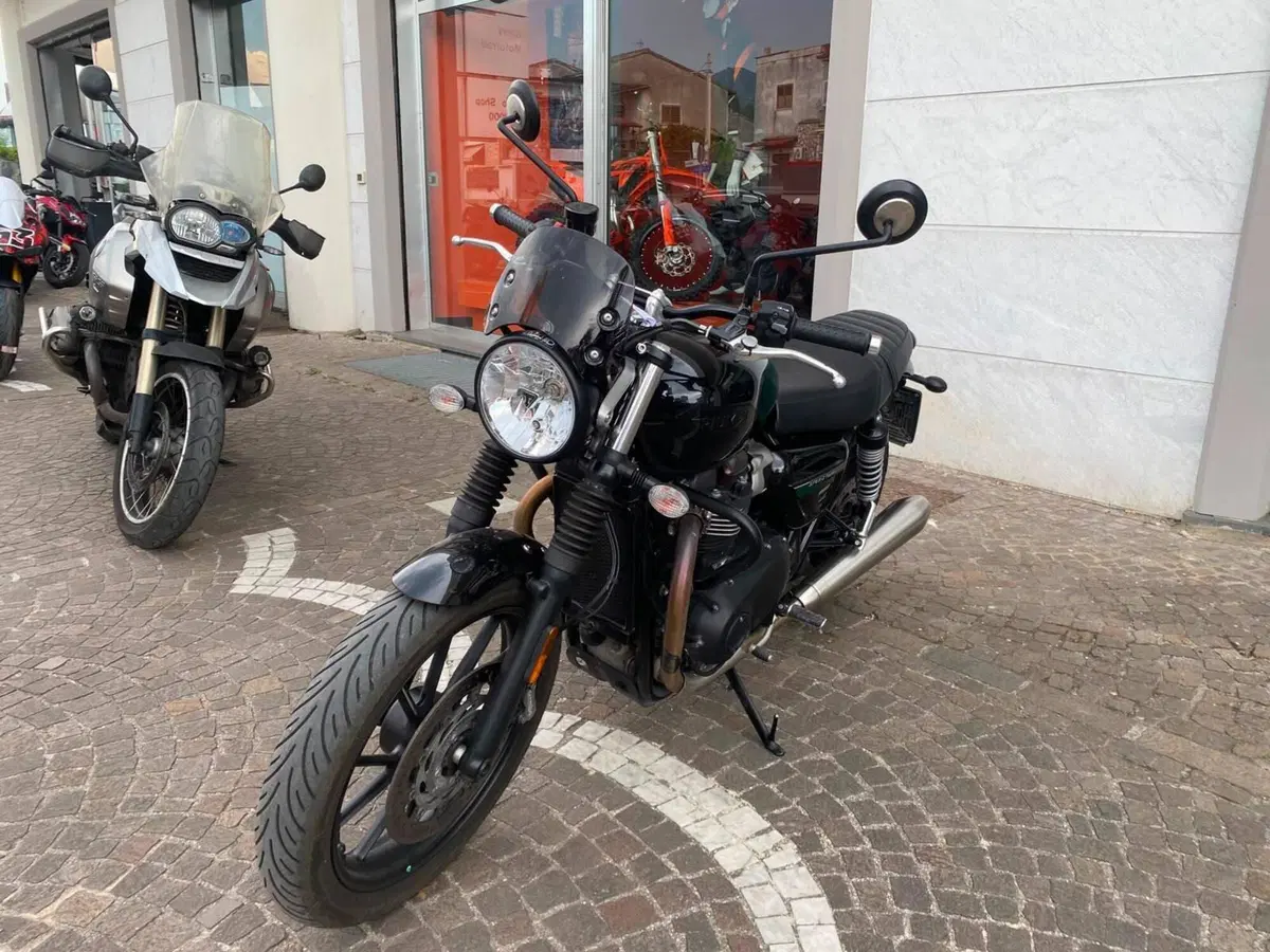 Triumph Speed Twin 900 (2023 - 24) (4)