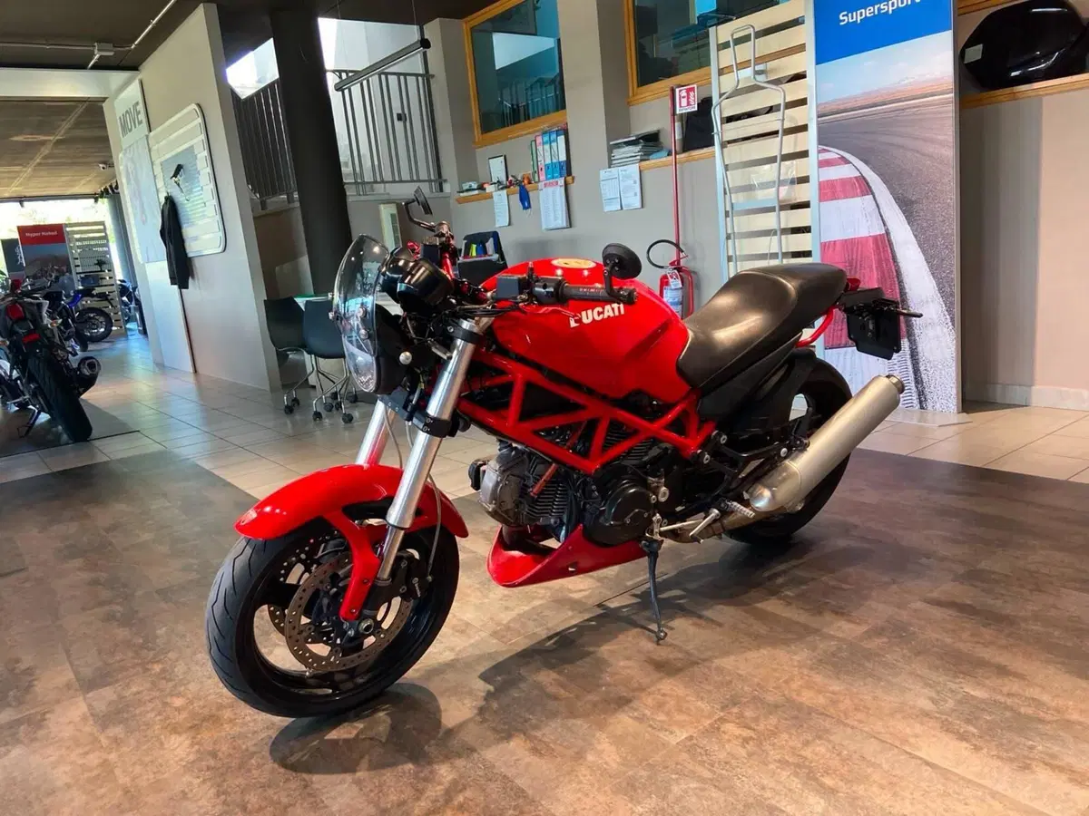 Ducati Monster 620 (2003 - 06) (3)