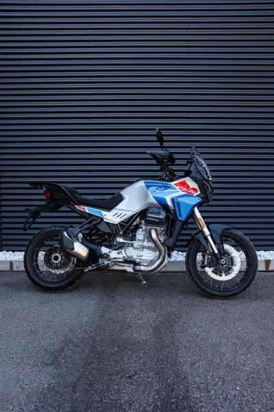 Moto Guzzi Stelvio Duecento Tributo (2025 - 26) usata