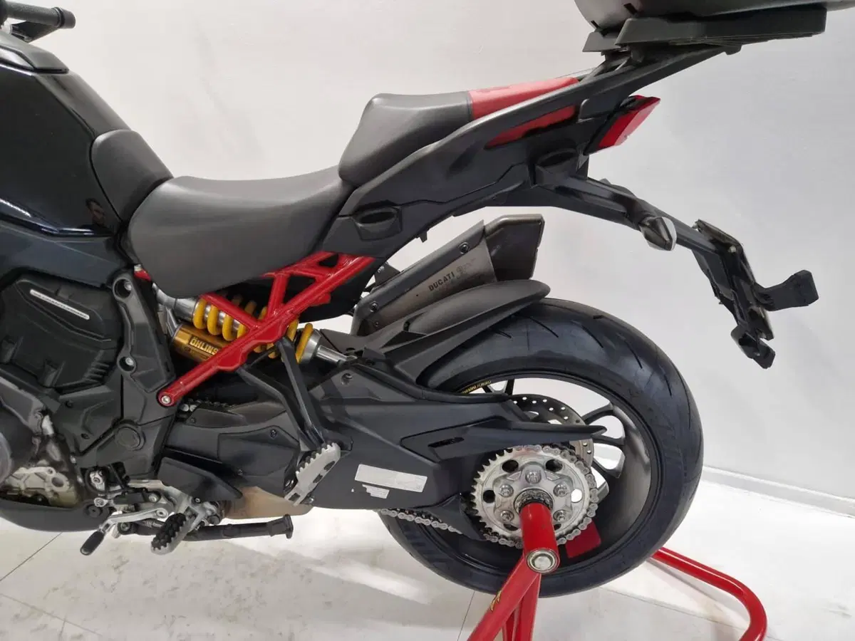 Ducati Multistrada V4 Pikes Peak (2021 - 24) (6)