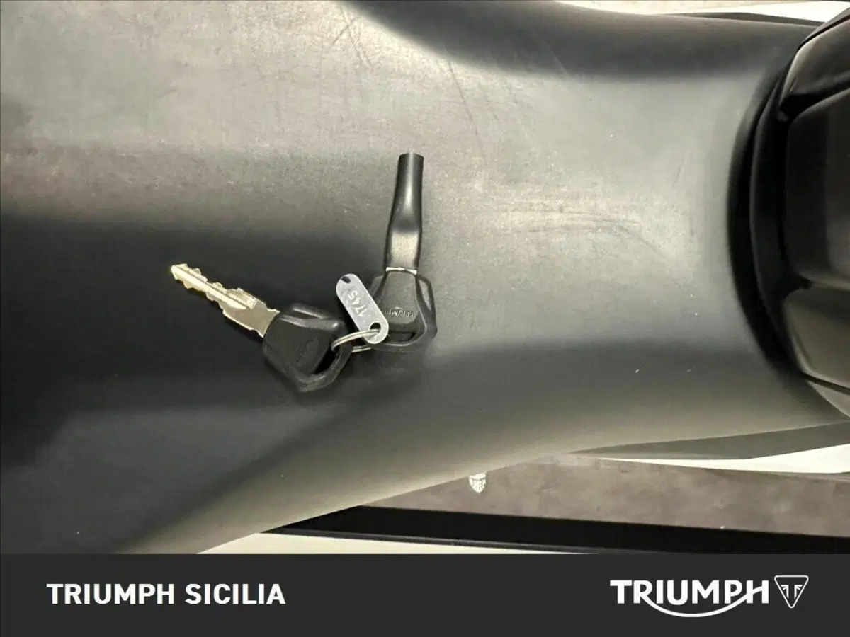 Triumph Trident 660 (2026) (16)