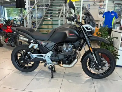 Moto Guzzi V85 Strada (2024 - 26) usata