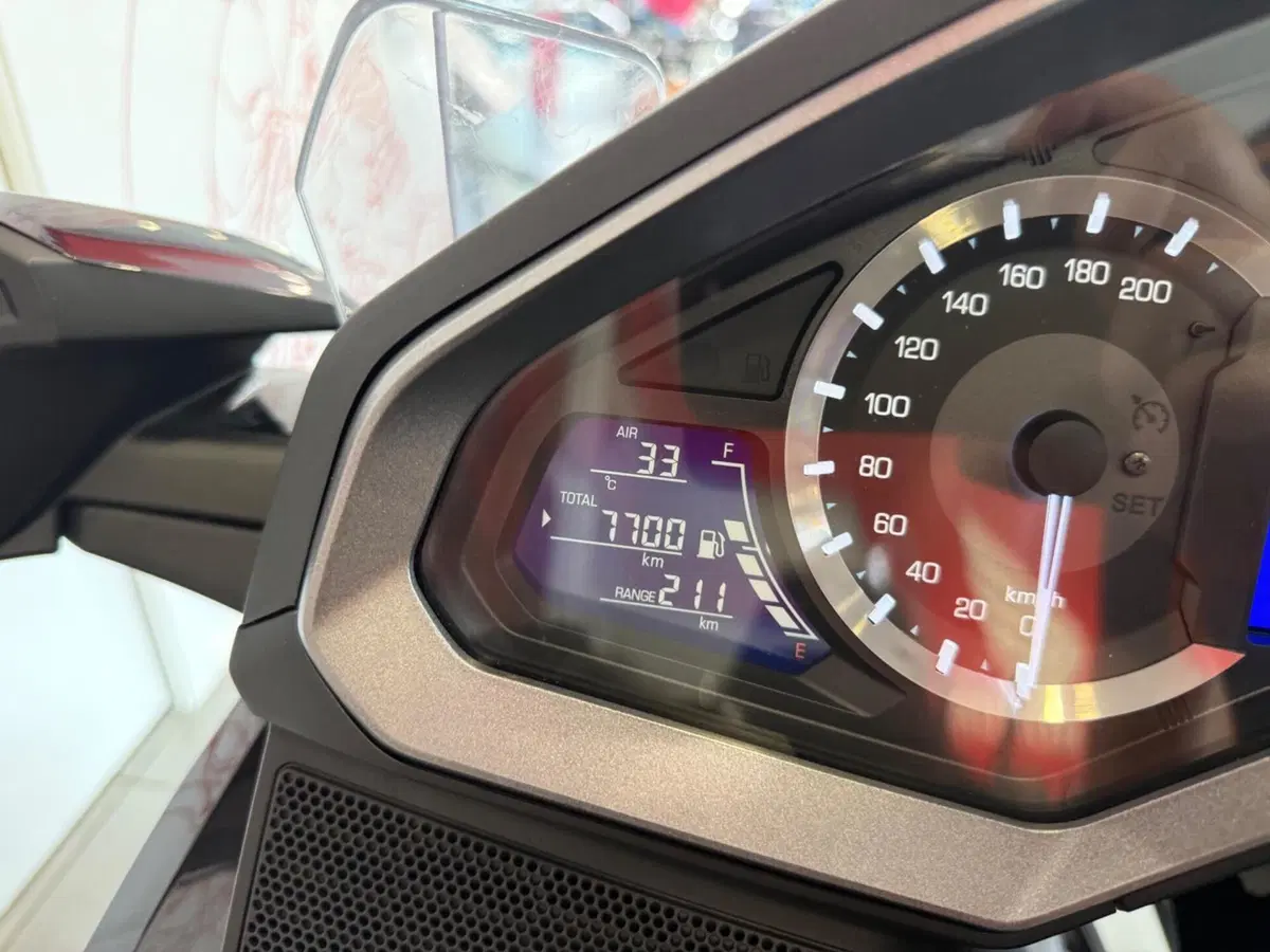Honda GL 1800 Gold Wing Tour DCT & Airbag (2022 - 24) (7)