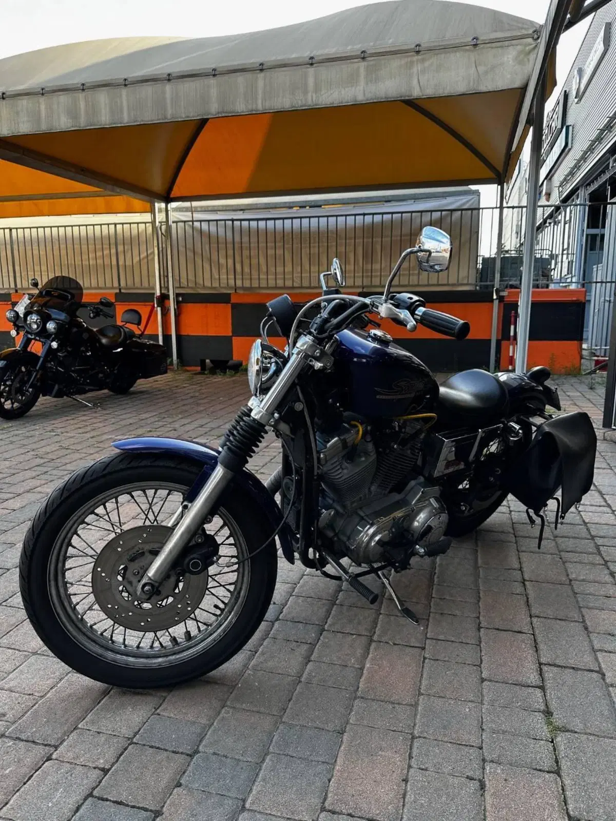 Harley-Davidson 883 Hugger (1994 - 00) - XLH (4)