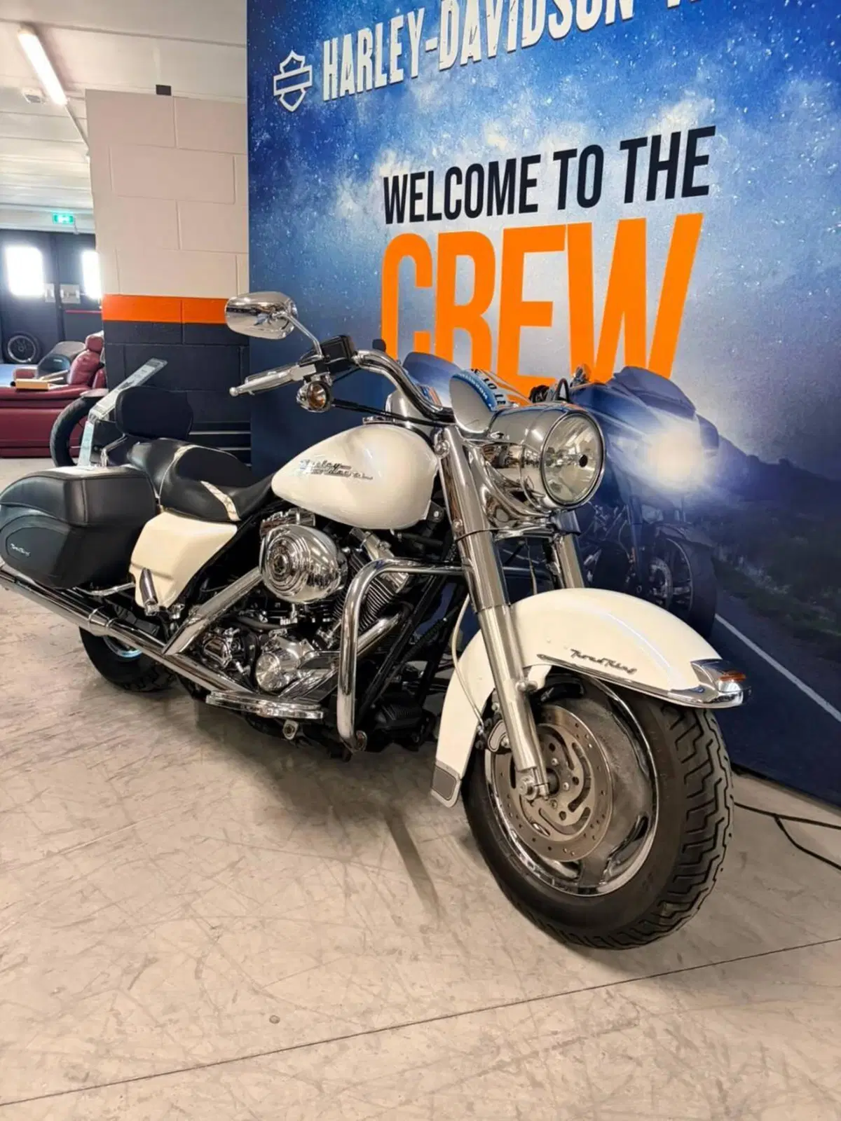 Harley-Davidson 1450 Road King Custom (2005 - 06) - FLHRS (2)