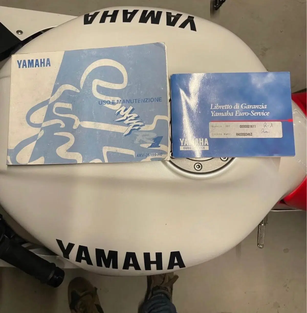Yamaha YZF R1 (1998 - 99) (10)