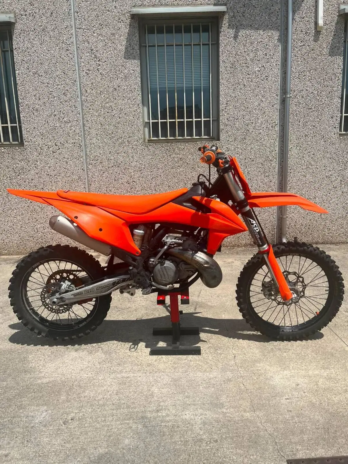 KTM 250 SX (2021) (3)