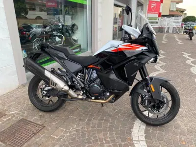 KTM 1390 Super Adventure S (2026) usata