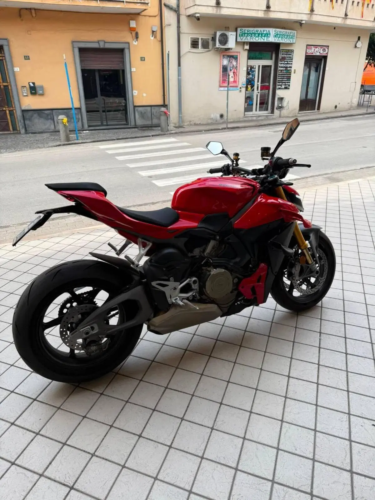 Ducati Streetfighter V4 S (2025 - 26) (5)