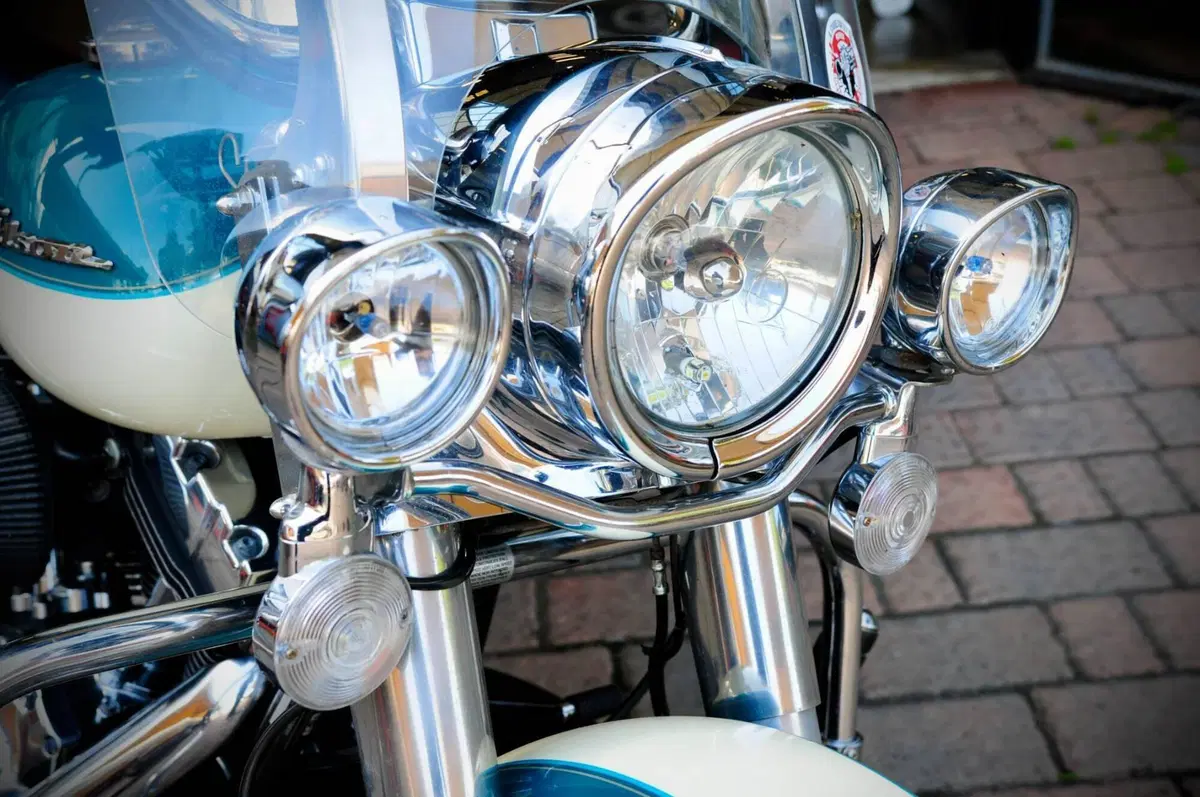 Harley-Davidson 1584 Road King Classic (2007 - 10) - FLHRC (7)