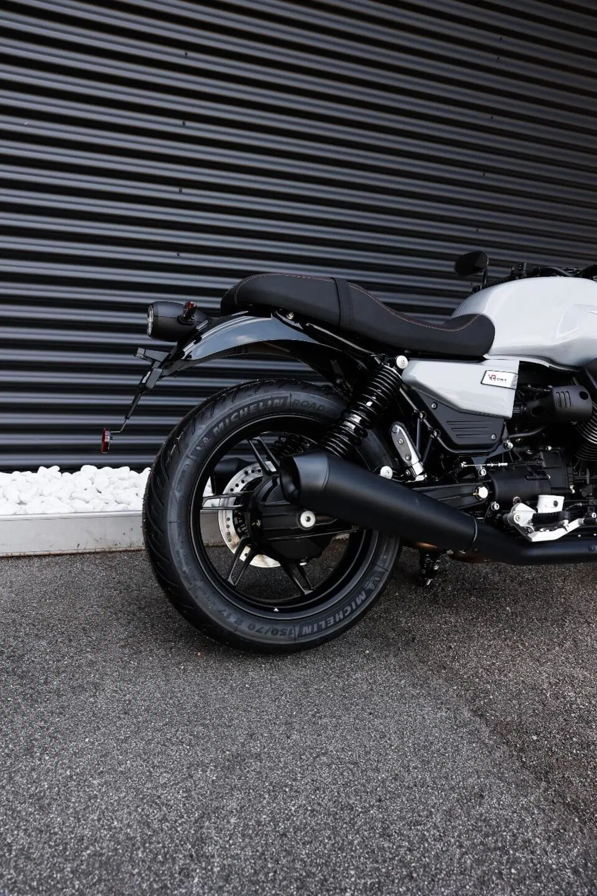 Moto Guzzi V7 Sport (2025 - 26) (11)