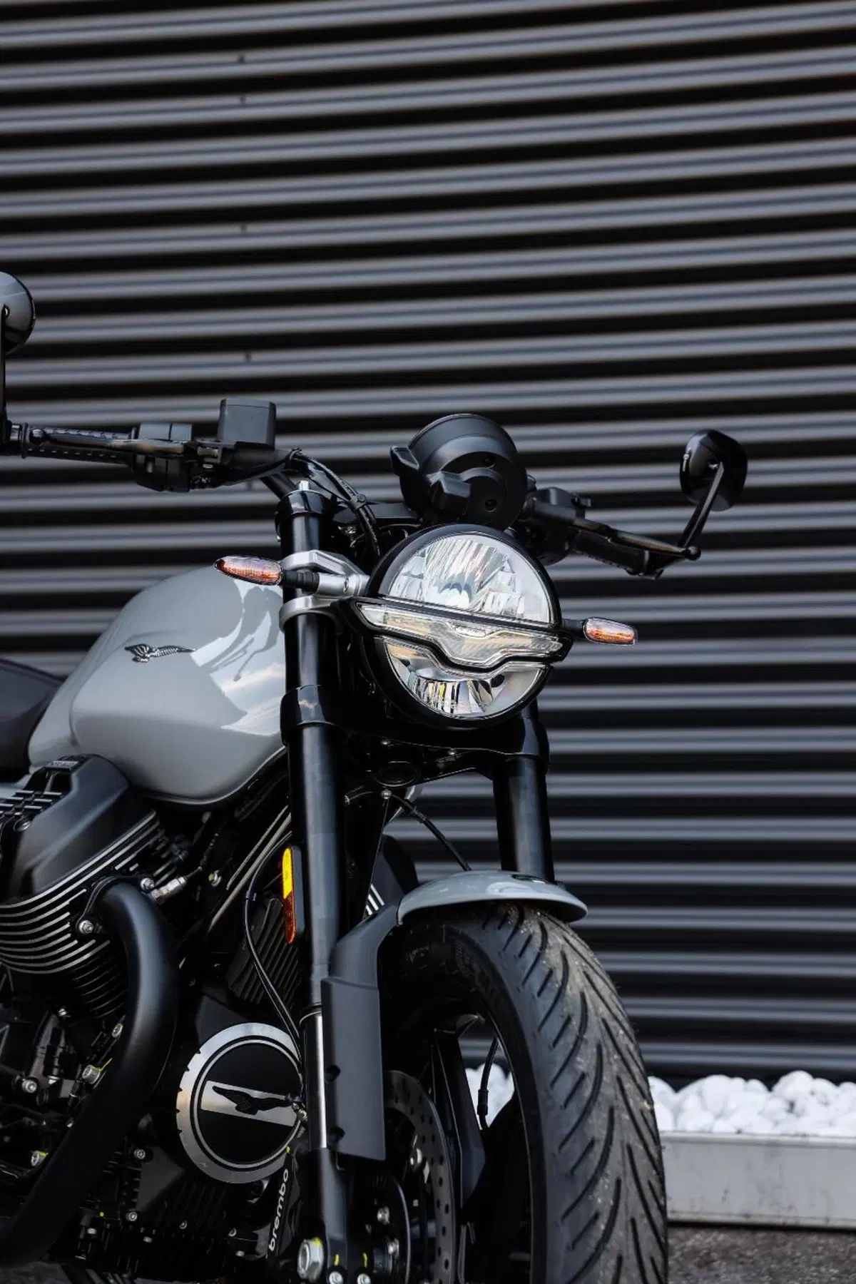 Moto Guzzi V7 Sport (2025 - 26) (17)
