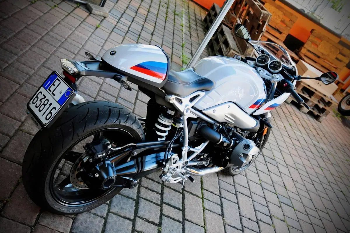 Bmw R nineT 1200 Racer (2017 - 20) (3)