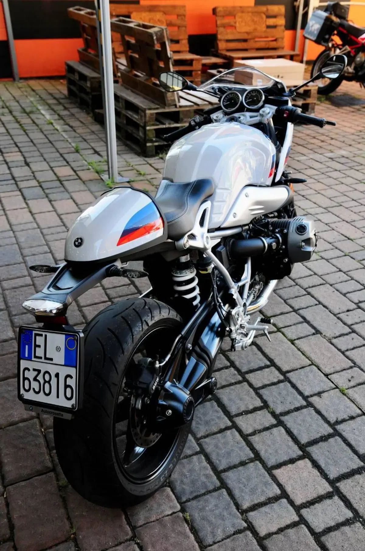Bmw R nineT 1200 Racer (2017 - 20) (4)