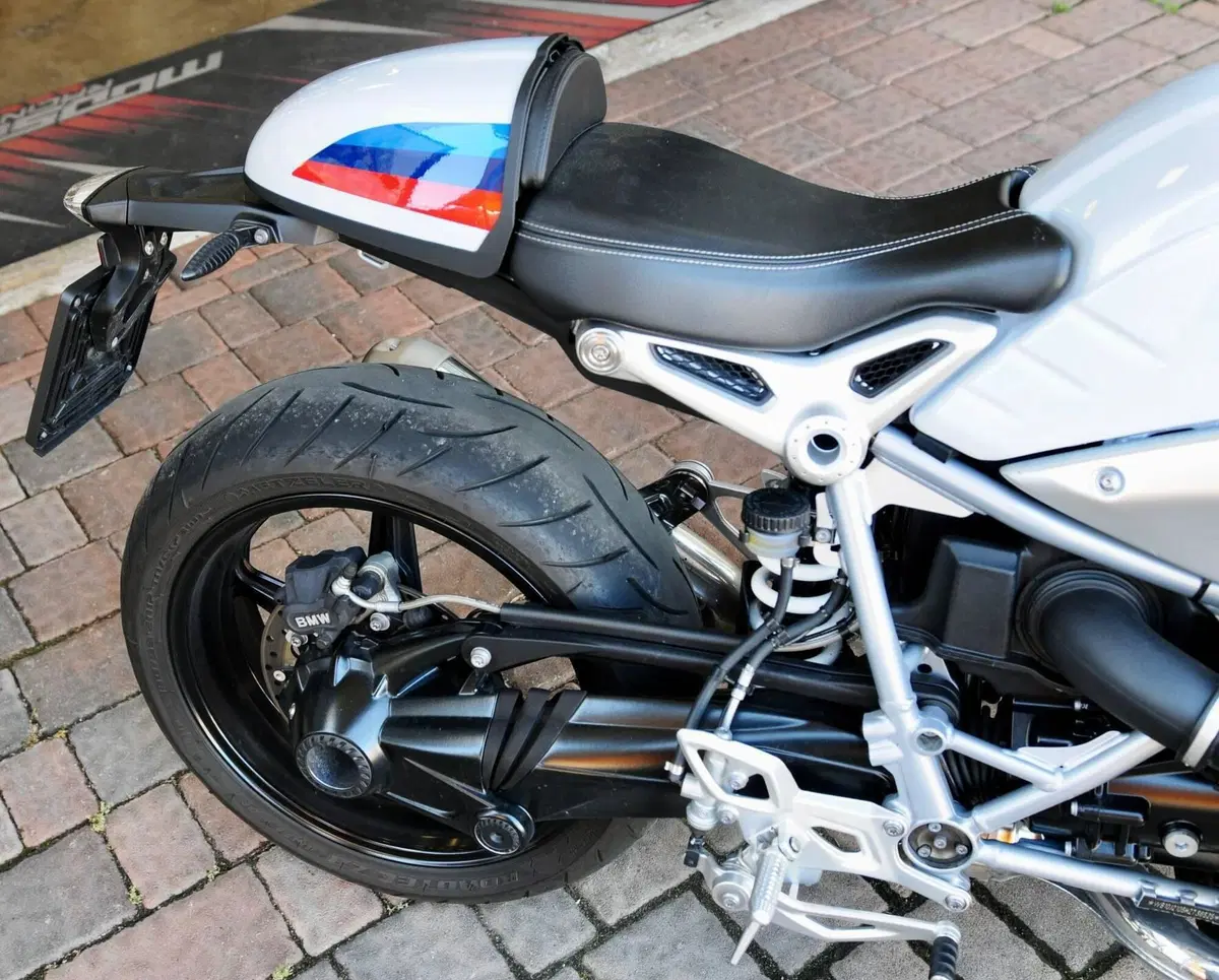 Bmw R nineT 1200 Racer (2017 - 20) (8)