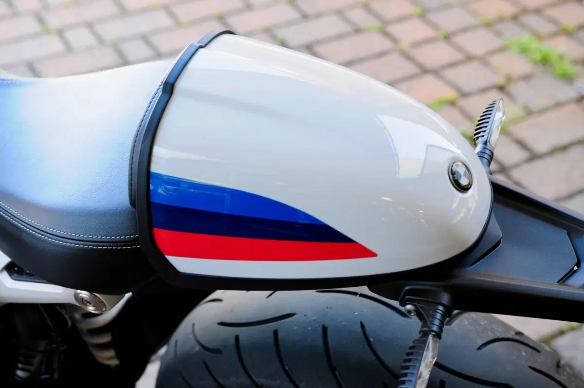 Bmw R nineT 1200 Racer (2017 - 20) (11)
