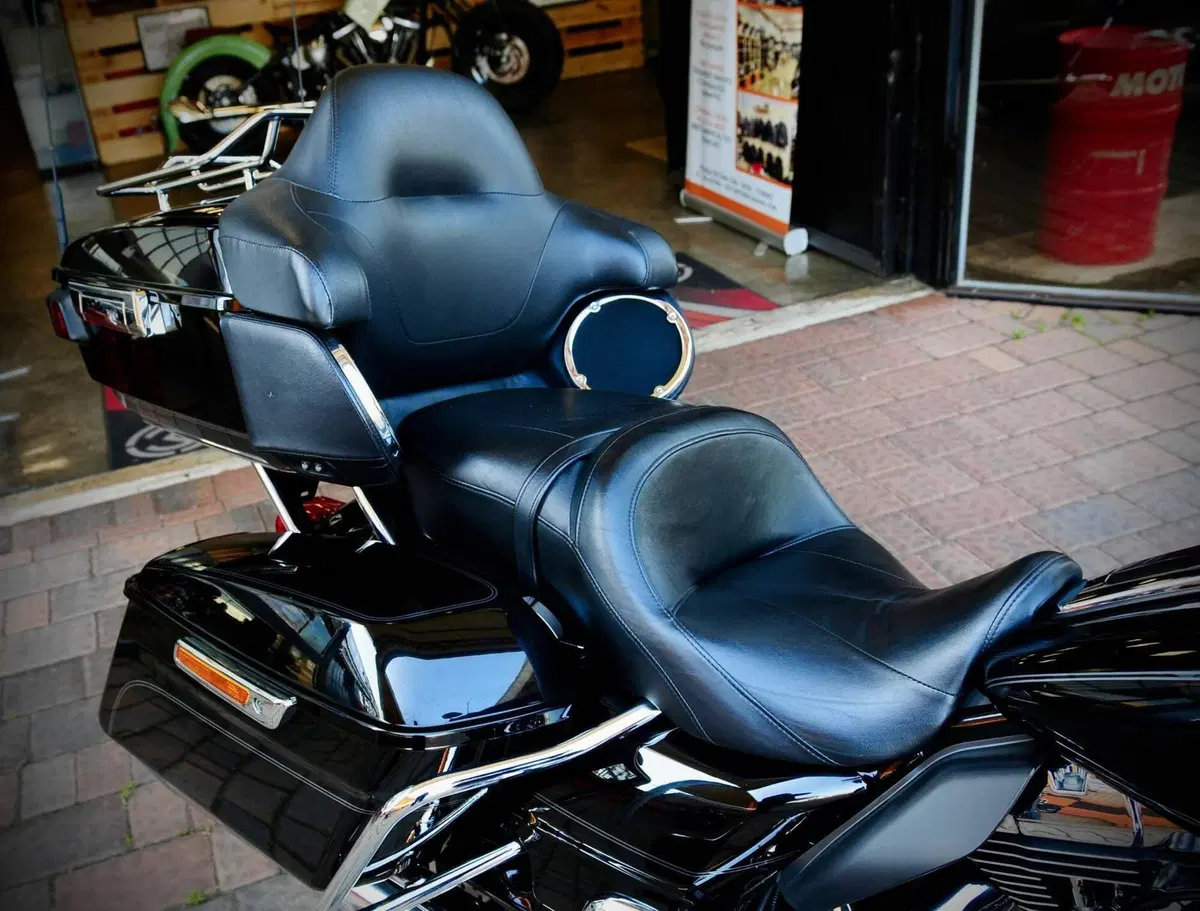 Harley-Davidson 1690 Electra Glide Ultra Limited (2014 - 15) - FLHTK (10)