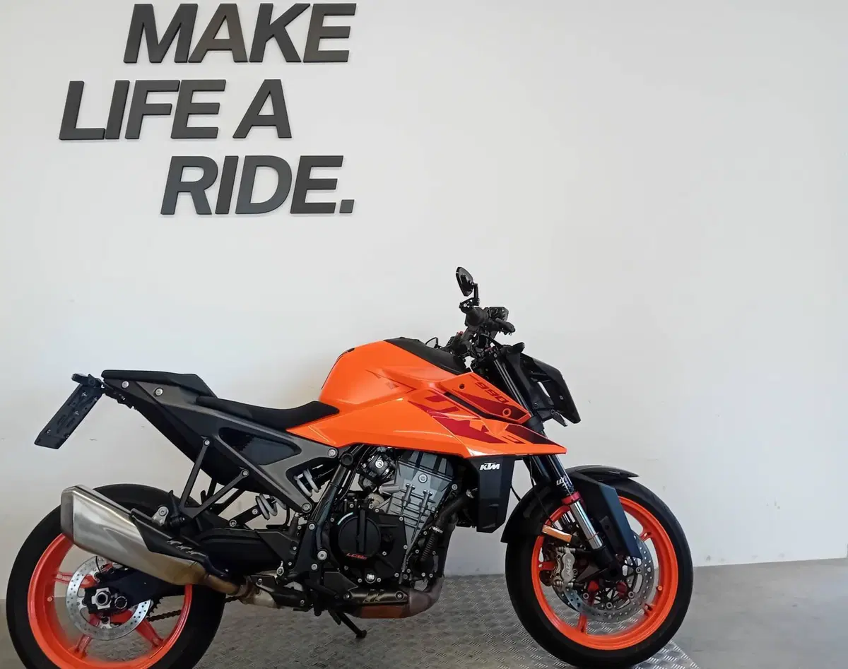 KTM 990 Duke (2024 - 26)
