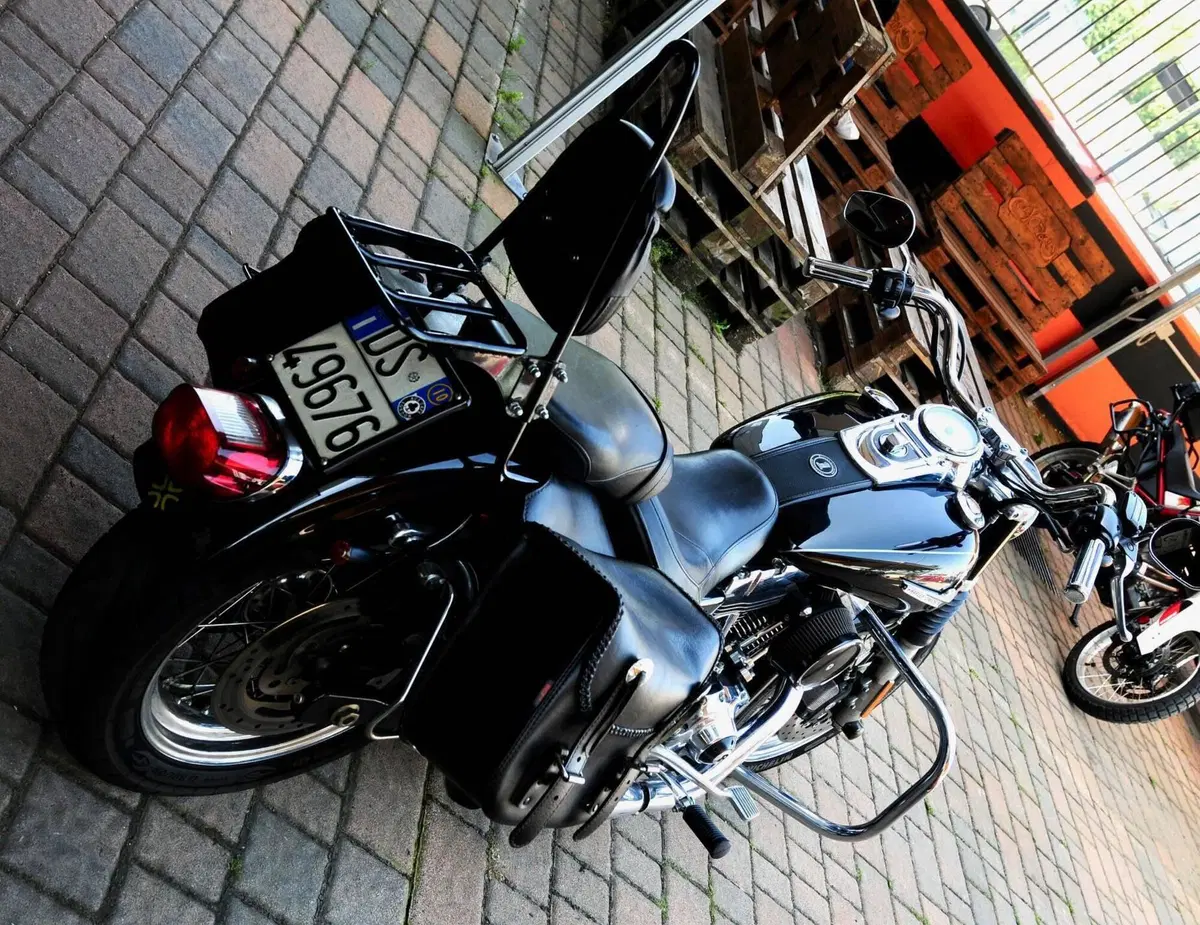 Harley-Davidson 1584 Super Glide Custom (2008 - 13) - FXDC (3)