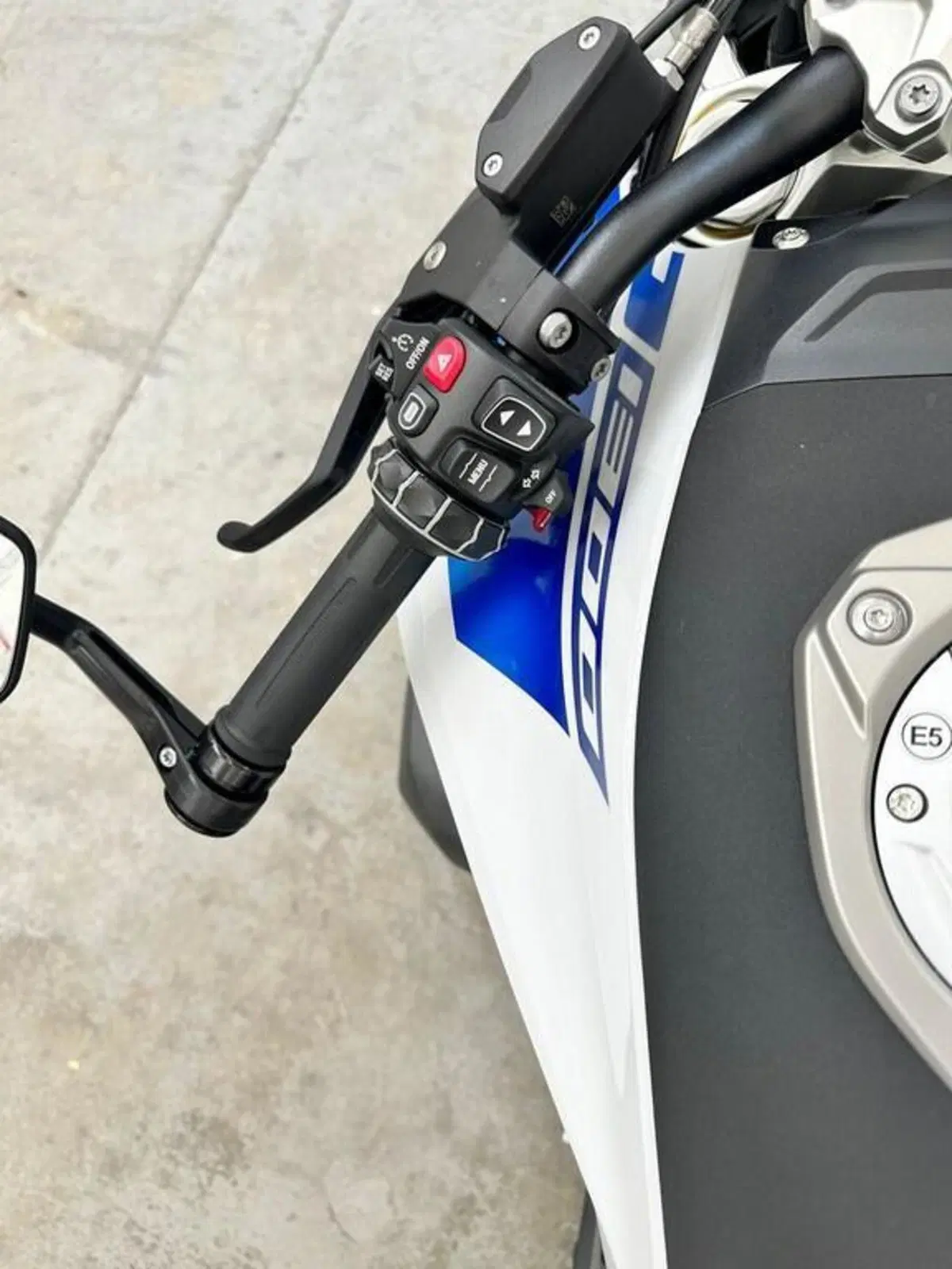 Bmw R 1300 R (2026) (6)